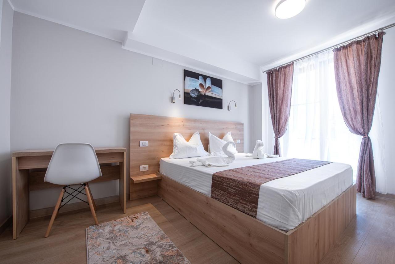Polu-X Hotel วามาเวเก ภายนอก รูปภาพ