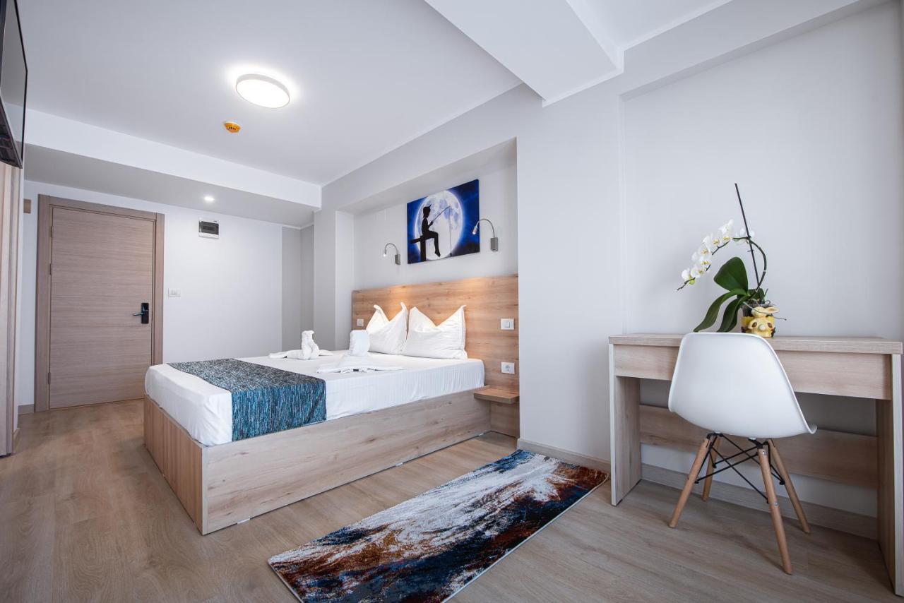 Polu-X Hotel วามาเวเก ภายนอก รูปภาพ