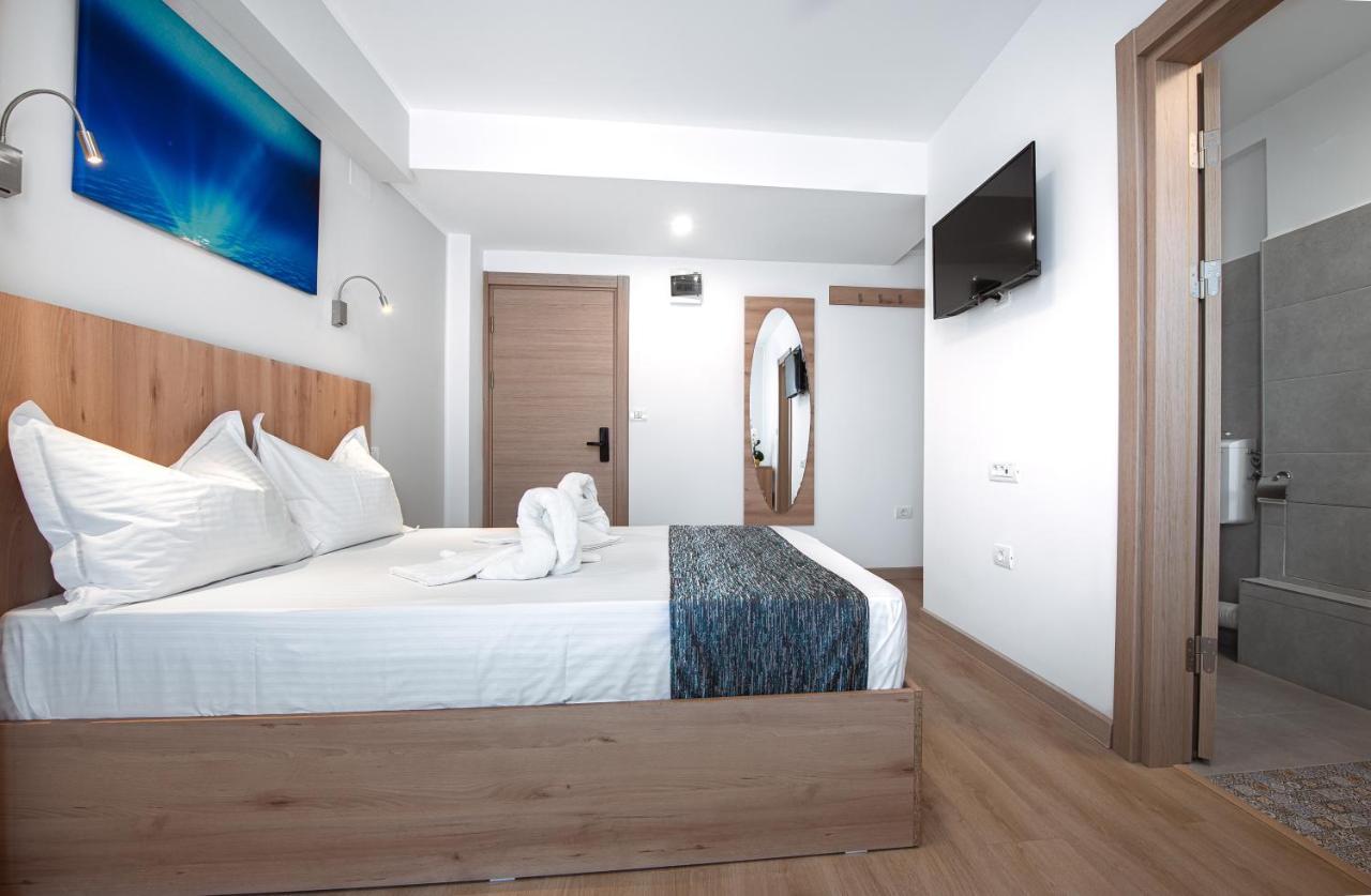 Polu-X Hotel วามาเวเก ภายนอก รูปภาพ