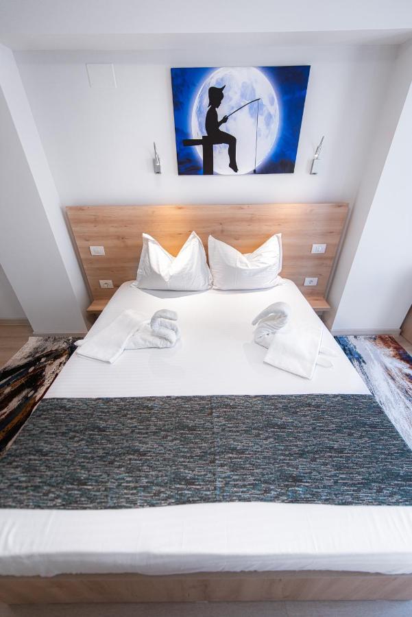 Polu-X Hotel วามาเวเก ภายนอก รูปภาพ