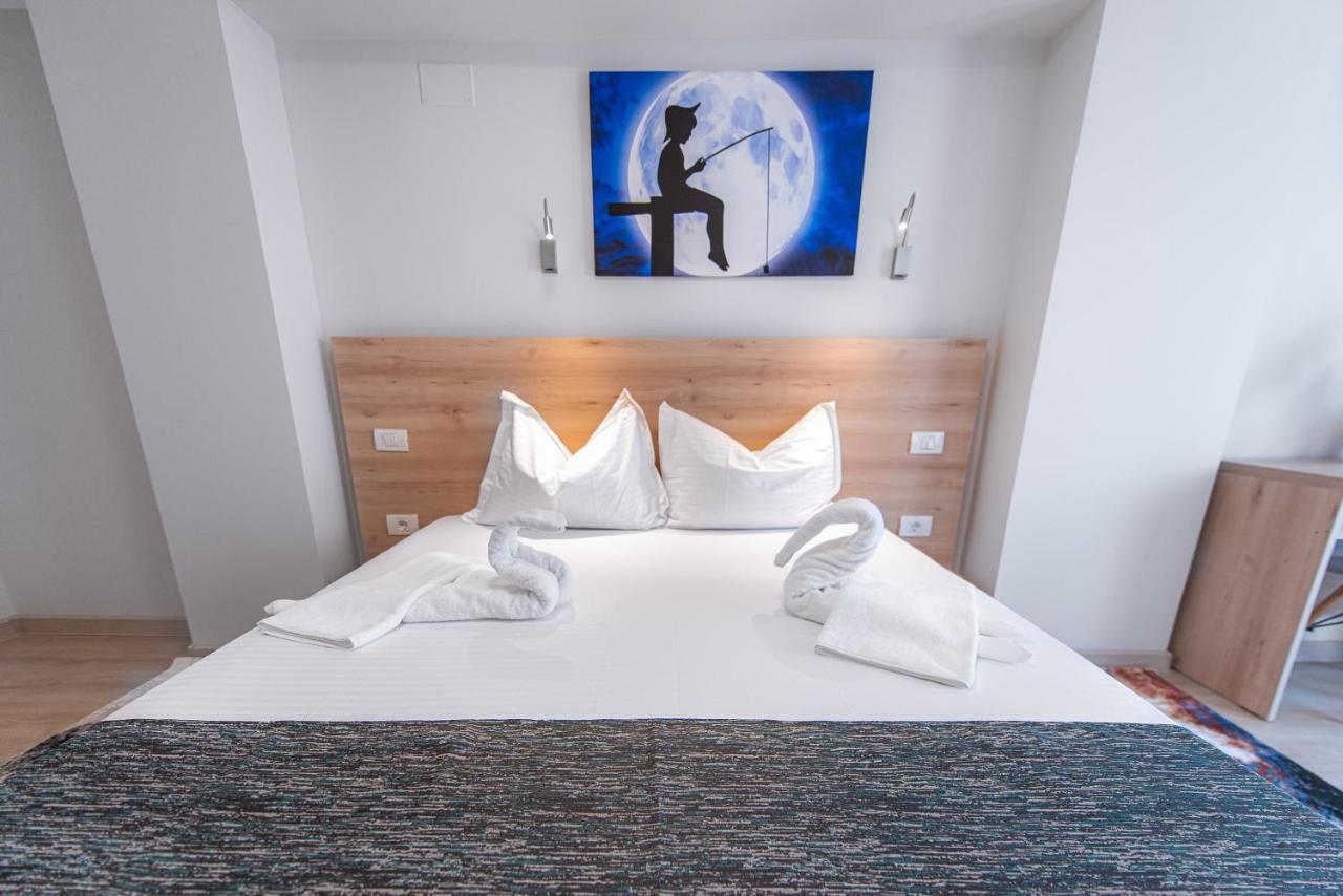Polu-X Hotel วามาเวเก ภายนอก รูปภาพ